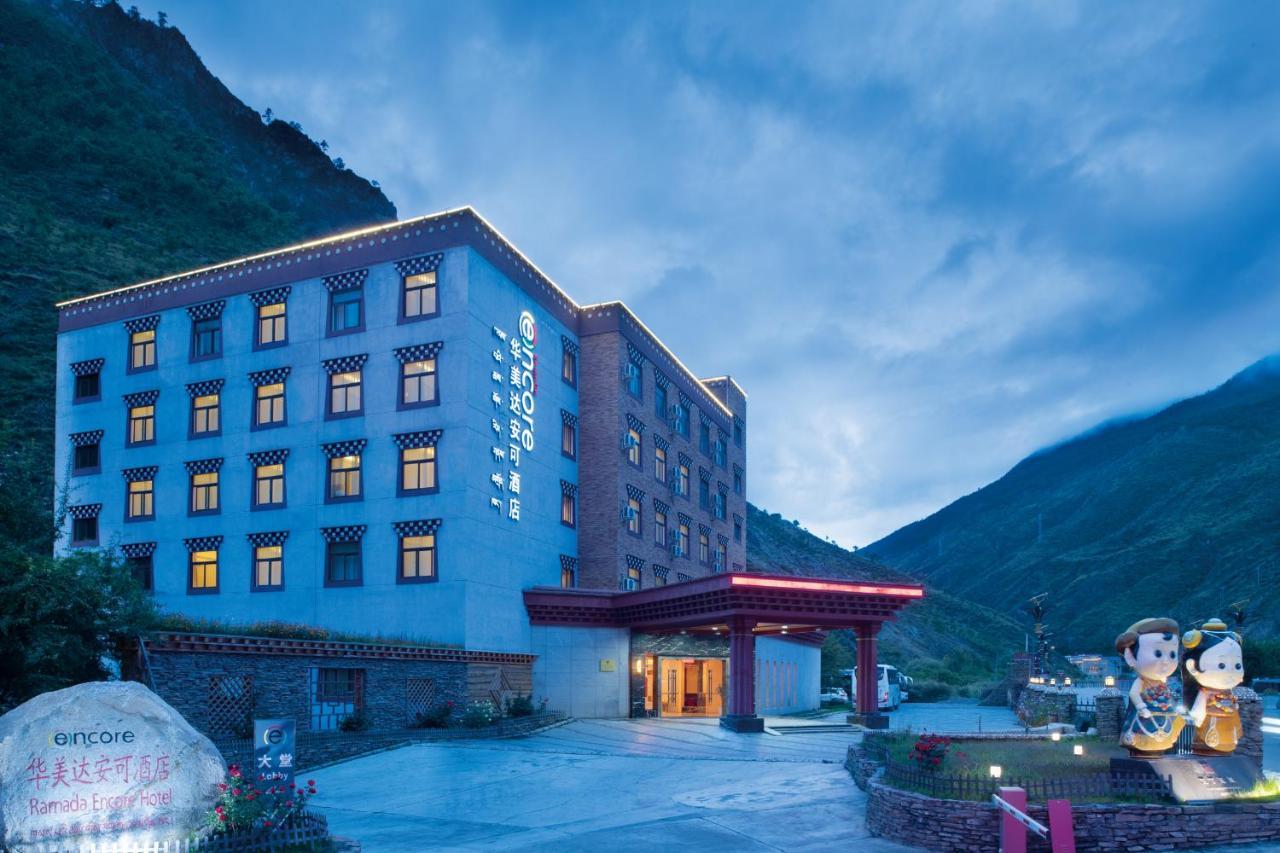 Ramada Encore Daocheng Yading Hotel Exterior foto